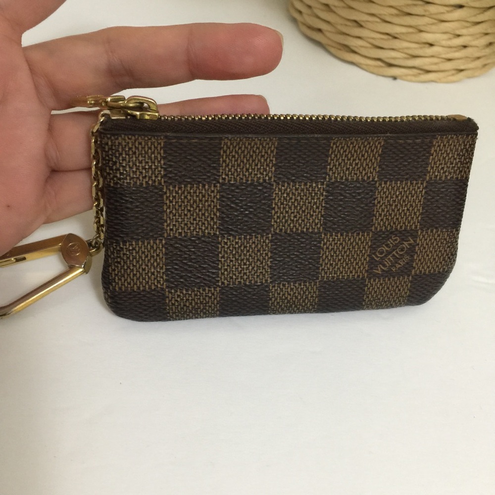 Louis Vuitton Damier key pouch